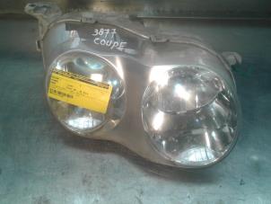 Used Headlight, left Hyundai Coupe Price on request offered by Akkie Stomphorst Autodemontage