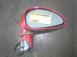 Used Wing mirror, right Citroen C4 Berline (LC) 1.6 HDi 16V 110 Price on request offered by Akkie Stomphorst Autodemontage