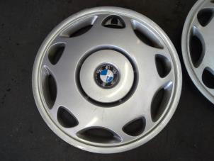 Used Wheel cover (spare) BMW Miscellaneous Price on request offered by Akkie Stomphorst Autodemontage
