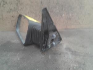 Used Wing mirror, left Peugeot 205 II (20A/C) 1.1 XE,GE,XL,GL,XR,GR Price on request offered by Akkie Stomphorst Autodemontage