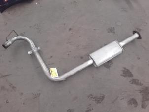 Used Exhaust middle silencer Renault Clio (B/C57/357/557/577) 1.2 Eco Kat. Price on request offered by Akkie Stomphorst Autodemontage