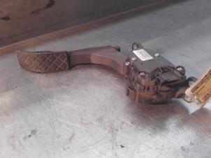 Used Accelerator pedal Volkswagen Polo IV (9N1/2/3) 1.9 SDI Price on request offered by Akkie Stomphorst Autodemontage