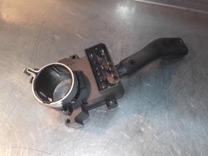 Used Indicator switch Volkswagen Golf IV (1J1) 2.3 V5 GTI Price on request offered by Akkie Stomphorst Autodemontage