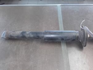 Used Front shock absorber, right Smart City-Coupé 0.6 Turbo i.c. Smart&Pulse Price on request offered by Akkie Stomphorst Autodemontage