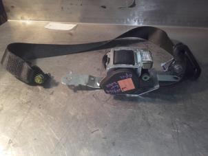 Used Front seatbelt, left Opel Agila (A) 1.0 12V Price on request offered by Akkie Stomphorst Autodemontage