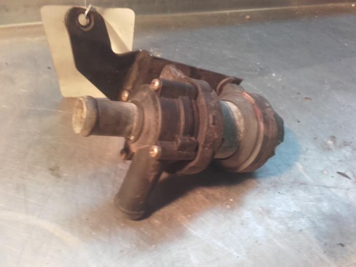 Additional water pump from a Ford Galaxy (WGR) 2.3i 16V 2001