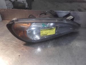Used Headlight, right Nissan Primera (P11) 1.8 16V Price on request offered by Akkie Stomphorst Autodemontage