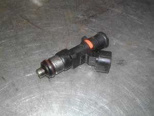 Used Injector (petrol injection) Nissan Micra (K12) 1.2 16V Price on request offered by Akkie Stomphorst Autodemontage