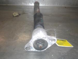 Used Rear shock absorber, right Audi A4 Quattro (B6) 2.5 TDI V6 24V Price on request offered by Akkie Stomphorst Autodemontage