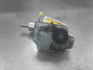 Used Master cylinder Audi A3 (8P1) 2.0 TDI 16V Price on request offered by Akkie Stomphorst Autodemontage