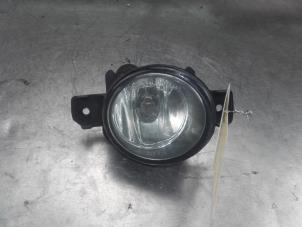 Used Fog light, front right Renault Clio II (BB/CB) 1.2 16V Price on request offered by Akkie Stomphorst Autodemontage