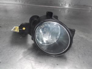 Used Fog light, front left Renault Clio II (BB/CB) 1.2 16V Price on request offered by Akkie Stomphorst Autodemontage