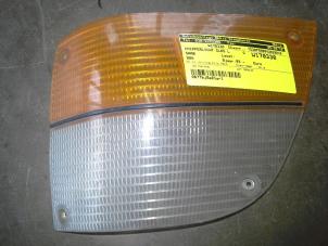 Used Indicator lens, left Saab 9-3 I (YS3D) 2.0t 16V Ecopower Price on request offered by Akkie Stomphorst Autodemontage