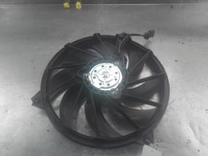 Used Cooling fans Peugeot 206 (2A/C/H/J/S) 1.4 XR,XS,XT,Gentry Price on request offered by Akkie Stomphorst Autodemontage
