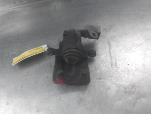 Used Rear brake calliper, right Volkswagen Vento (1H2) 2.0 Price on request offered by Akkie Stomphorst Autodemontage