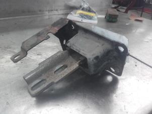 Used Gearbox mount Citroen C2 Price on request offered by Akkie Stomphorst Autodemontage