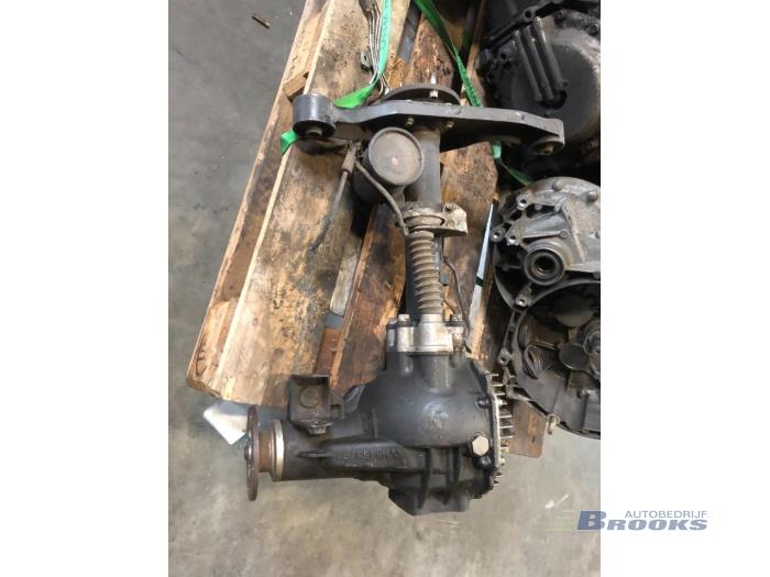 Gebrauchte Differential vorne Mitsubishi Pajero Hardtop (V6/7) 3.2 DI-D 16V Autom. Preis € 750,00 Margenregelung angeboten von Autobedrijf Brooks