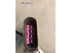 Sonde lambda d'un Audi A4 Avant (B6) 2.4 V6 30V 2003
