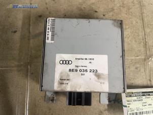 Usagé Amplificateur radio Audi A4 Avant (B6) 2.4 V6 30V Prix € 40,00 Règlement à la marge proposé par Autobedrijf Brooks