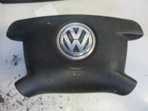 Usagé Airbag gauche (volant) Volkswagen Caddy III (2KA,2KH,2CA,2CH) 2.0 SDI Prix € 44,00 Règlement à la marge proposé par Autobedrijf Brooks