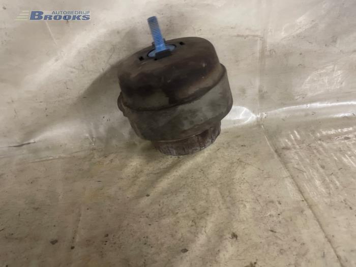 Used Engine mount Audi A6 Avant (C6) 2.7 TDI V6 24V Price € 32,00 Margin scheme offered by Autobedrijf Brooks