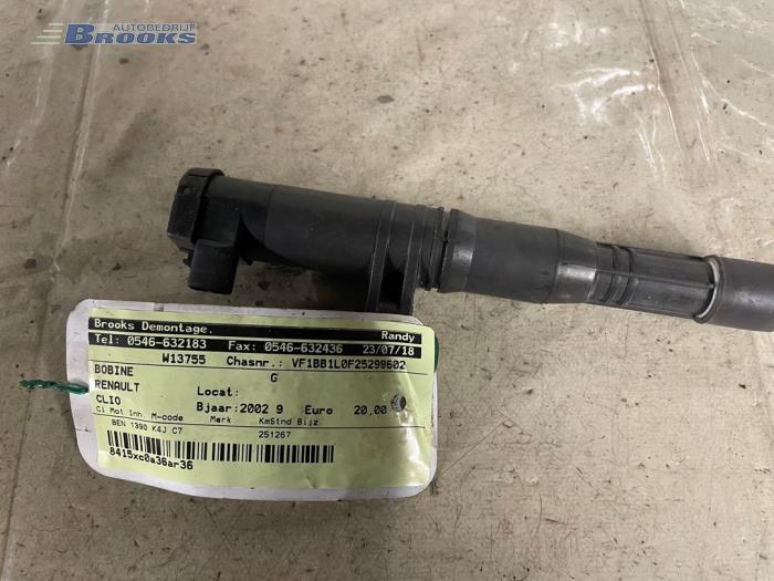 Usagé Bobine Renault Clio II (BB/CB) 1.4 16V Prix € 20,00 Règlement à la marge proposé par Autobedrijf Brooks