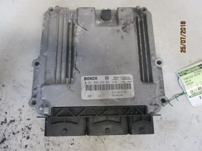 Used Engine management computer Dacia Dokker Express (8S) 1.5 dCi 75 Price € 200,00 Margin scheme offered by Autobedrijf Brooks