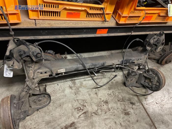 Gebrauchte Hinterachse Vorderradantrieb Dacia Dokker Express (8S) 1.5 dCi 75 Preis € 20,00 Margenregelung angeboten von Autobedrijf Brooks