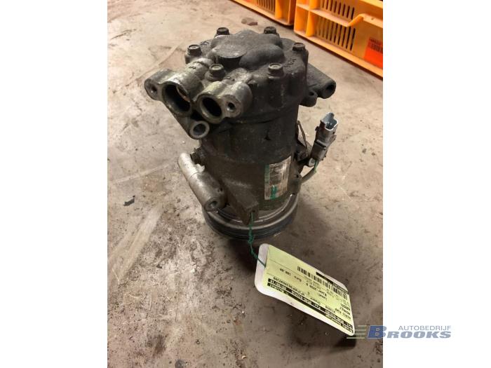 Gebrauchte Klimapumpe Renault Kangoo Express (FW) 1.5 dCi 105 FAP Preis € 15,00 Margenregelung angeboten von Autobedrijf Brooks