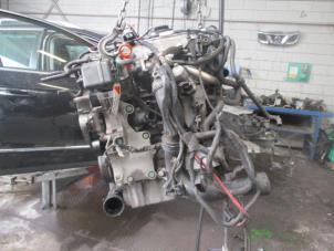Engine from a Volkswagen Passat Variant (3C5) 2.0 TDI 16V 140 2006