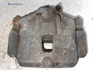 Used Front brake calliper, right Hyundai Sonata 2.0 16V Price € 40,00 Margin scheme offered by Autobedrijf Brooks