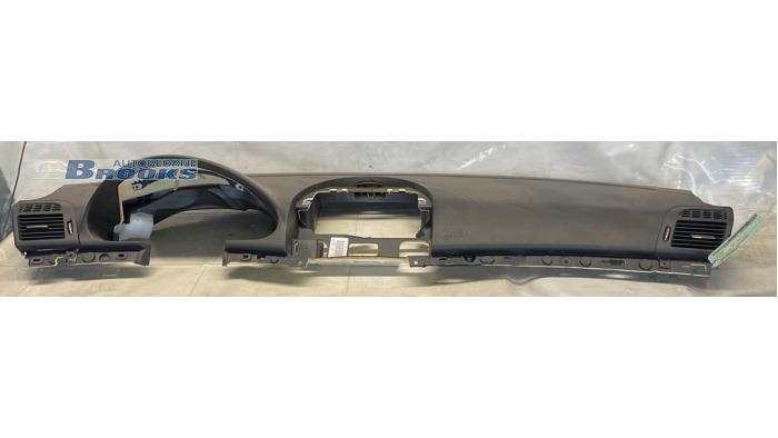 Używane Panel Mercedes E Combi (S211) 2.2 E-220 CDI 16V Cena na żądanie oferowane przez Autobedrijf Brooks