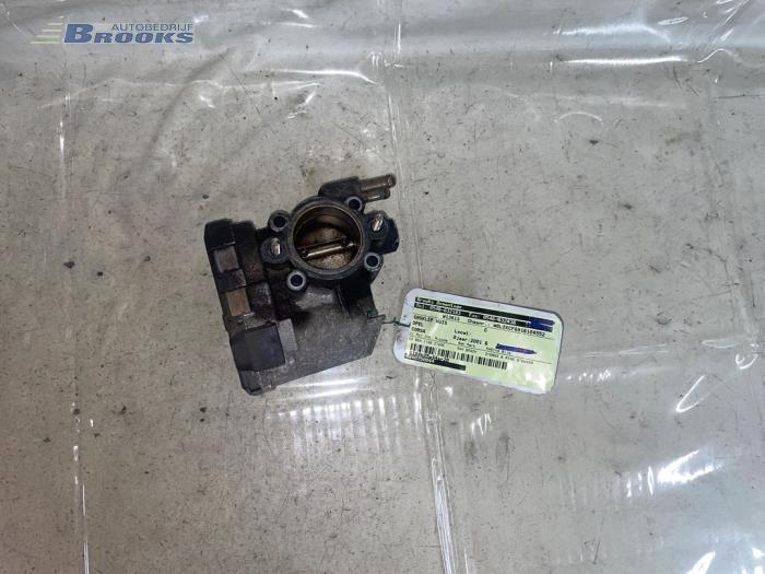 Używane Przepustnica Opel Corsa C (F08/68) 1.2 16V Cena € 20,00 Procedura marży oferowane przez Autobedrijf Brooks