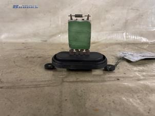 Used Heater resistor Volkswagen Transporter T5 1.9 TDi Price € 20,00 Margin scheme offered by Autobedrijf Brooks