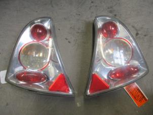 Used Set of taillights, left + right Renault Clio II (BB/CB) 1.4 Price € 40,00 Margin scheme offered by Autobedrijf Brooks