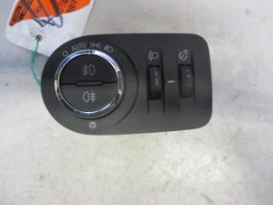 Used Light switch Opel Corsa D 1.3 CDTi 16V ecoFLEX Price € 20,00 Margin scheme offered by Autobedrijf Brooks