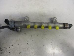 Used Fuel injector nozzle Toyota Avensis (T27) 2.2 16V D-4D-F 180 Price on request offered by Autobedrijf Brooks