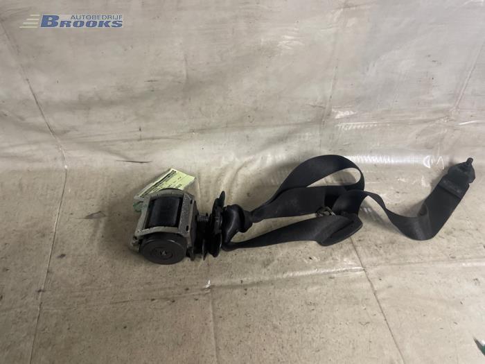 Front seatbelt, right from a BMW 5 serie Touring (E61) 535d 24V 2006