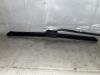 Front wiper arm from a Dacia Dokker Express (8S) 1.5 dCi 75 2015