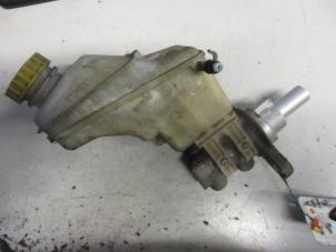 Used Master cylinder Peugeot Bipper (AA) 1.3 HDI Price € 30,00 Margin scheme offered by Autobedrijf Brooks
