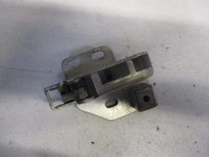 Used Tailgate lock mechanism Volkswagen Crafter Price € 25,00 Margin scheme offered by Autobedrijf Brooks