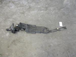 Used Gearbox shift cable Renault Kangoo Express (FW) 1.5 dCi 90 FAP Price € 50,00 Margin scheme offered by Autobedrijf Brooks