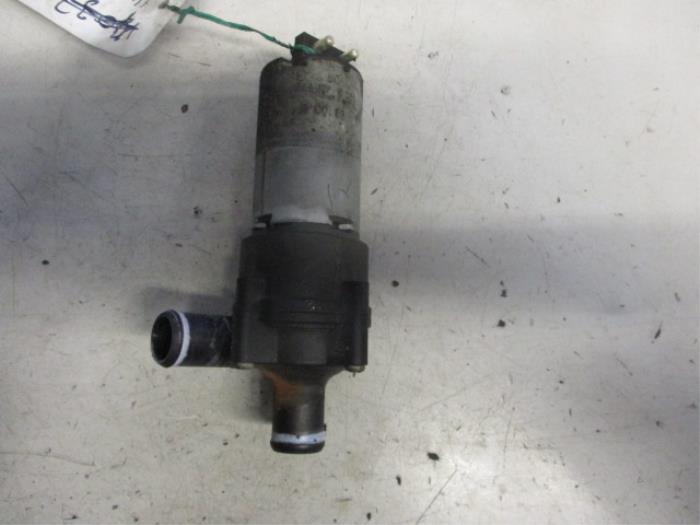 Begagnade Extra vattenpump Mercedes Sprinter 3t (903) 311 CDI 16V Pris € 25,00 Marginaltabell erbjuds av Autobedrijf Brooks