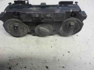 Used Heater control panel Volkswagen Caddy III (2KA,2KH,2CA,2CH) 2.0 SDI Price € 35,00 Margin scheme offered by Autobedrijf Brooks
