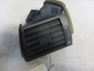 Used Dashboard vent BMW 3 serie Touring (E46/3) 320i 24V Price € 15,00 Margin scheme offered by Autobedrijf Brooks