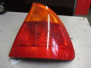 Used Taillight, right BMW 3 serie Touring (E46/3) 320i 24V Price € 30,00 Margin scheme offered by Autobedrijf Brooks