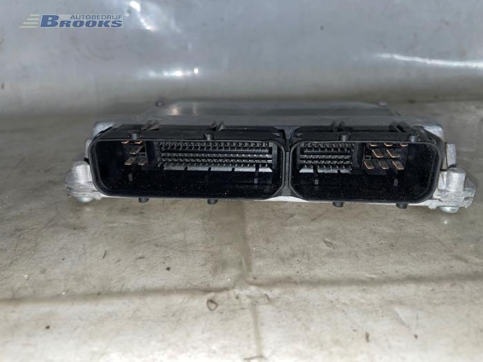 Engine management computer from a Volkswagen Polo IV (9N1/2/3) 1.2 12V 2002