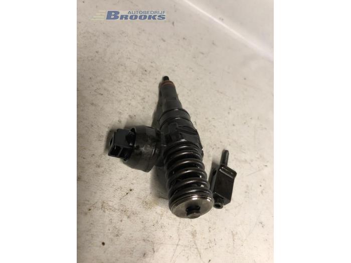 Usagé Injecteurs Volkswagen Touran (1T1/T2) 1.9 TDI 105 Prix € 75,00 Règlement à la marge proposé par Autobedrijf Brooks