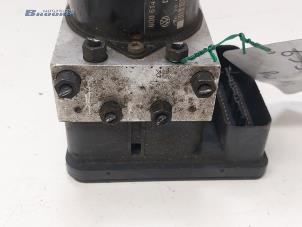 Pompa ABS z Volkswagen Polo IV (9N1/2/3) 1.2 12V 2002