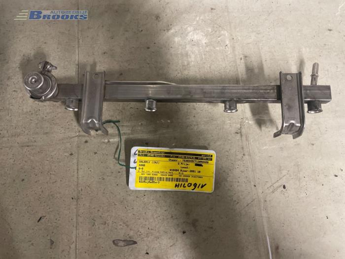 Usagé Système d'injection Saab 9-5 (YS3E) 2.0t 16V Prix € 15,00 Règlement à la marge proposé par Autobedrijf Brooks